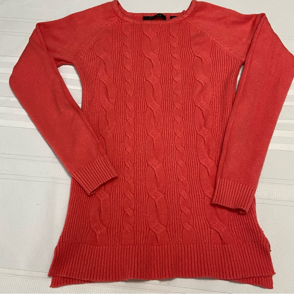 Corral Soft Cable Knit Split Hem Sweater - size XS